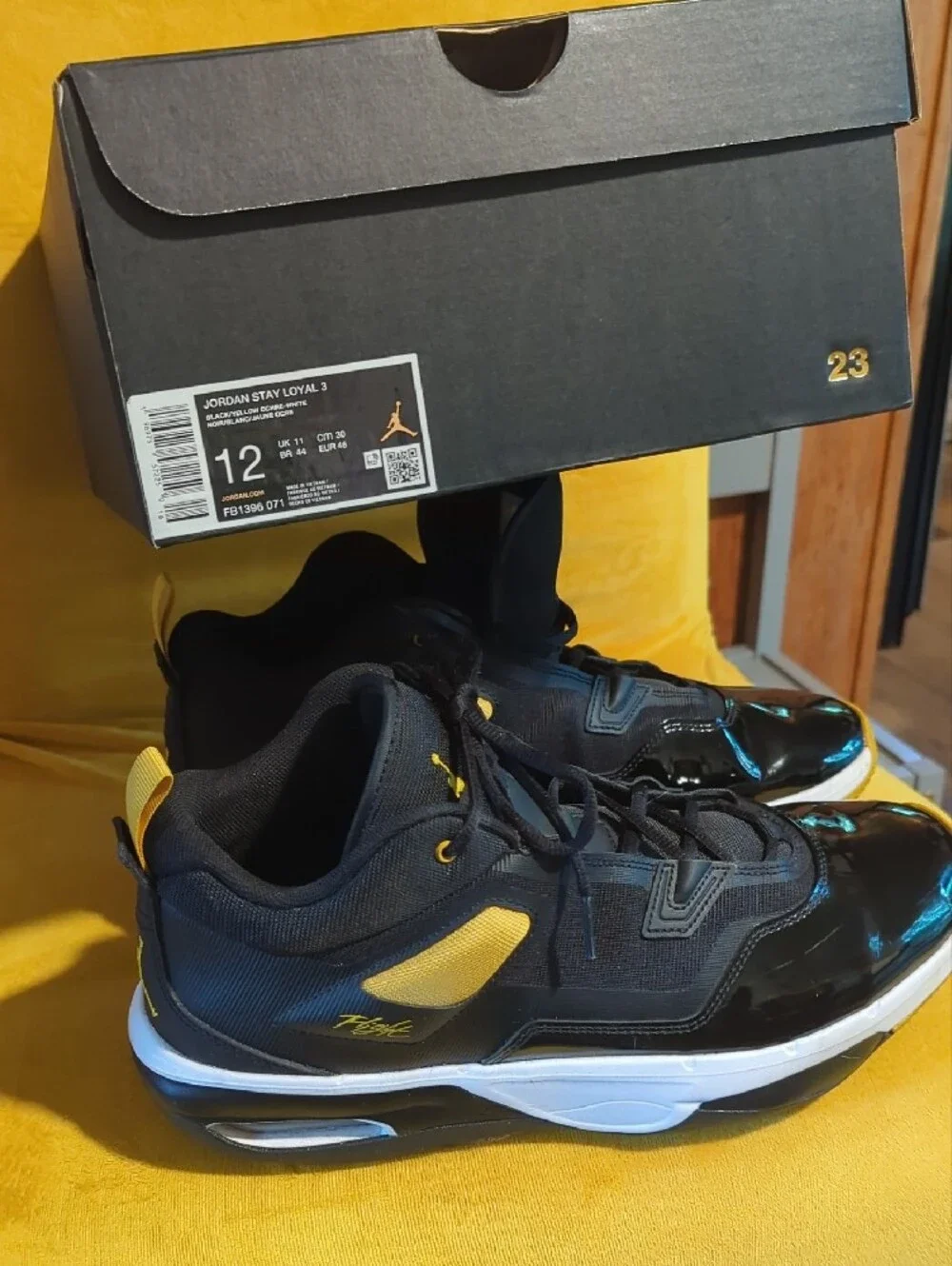 23 ,Jordan Stay Loyal 3 Size 12